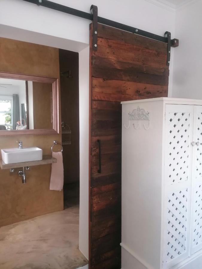 The Oak Treehouse Bnb Queenstown Extérieur photo